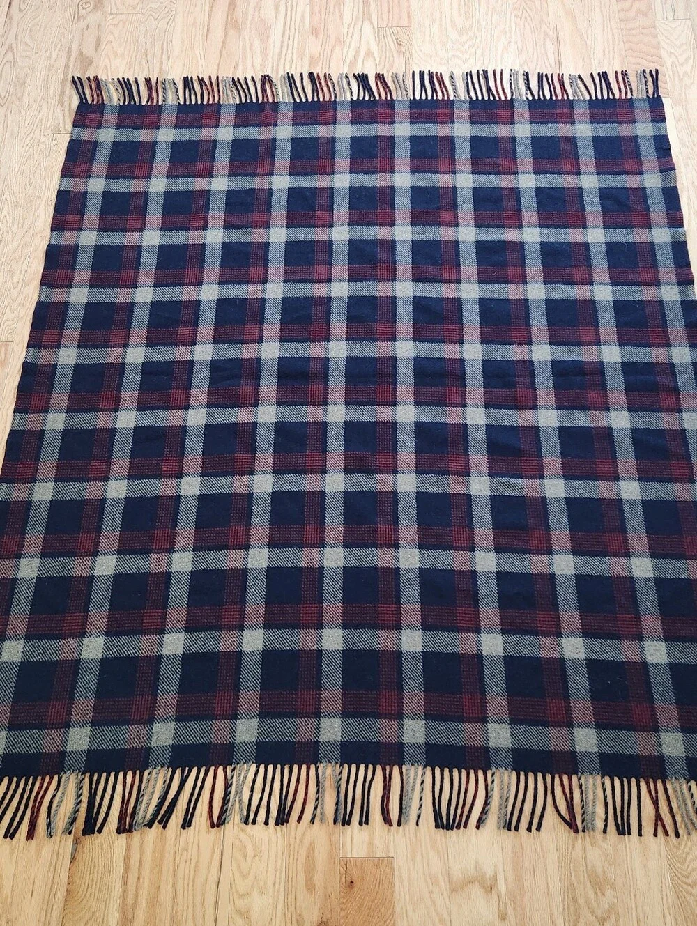 Pendelton Home Collection Wool Throw Blanket  54